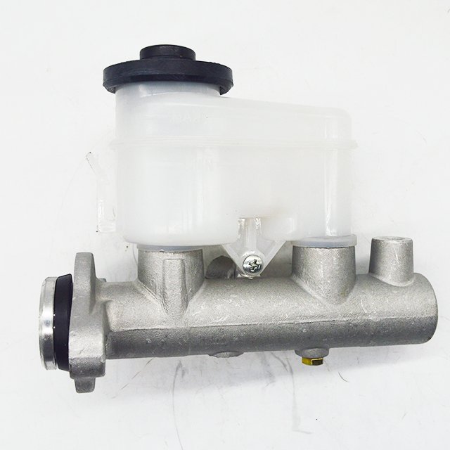 Brake Cylinder Brake Master Cylinder Brake Pump for Toyota 47201-12550 47201-12870